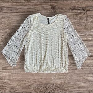 Ashley Blue Elegant Cream Lace Women's Top Size S w/ lining